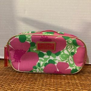 New without tags Lilly Pulitzer for Estee Lauder make up bag